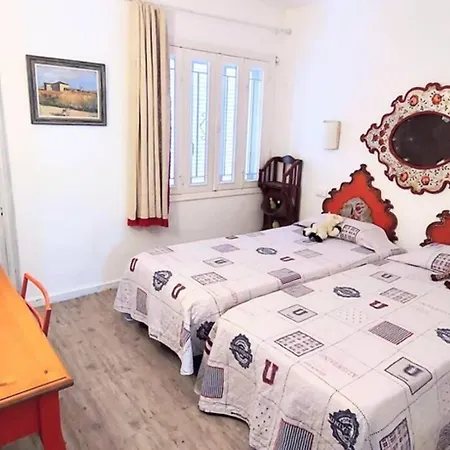 Waterfront 3 Bedroom Beach * Alcudia (Mallorca)